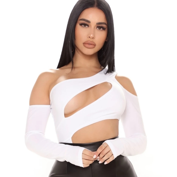 Cutting Close Off Shoulder Bodysuit - White - Picture 3 of 6